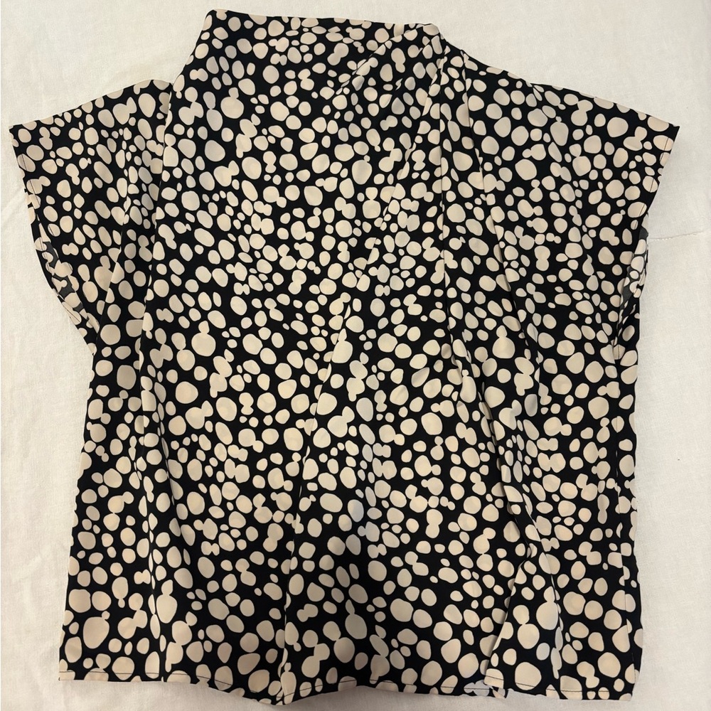 Zara Cream and Black Patterned Blouse